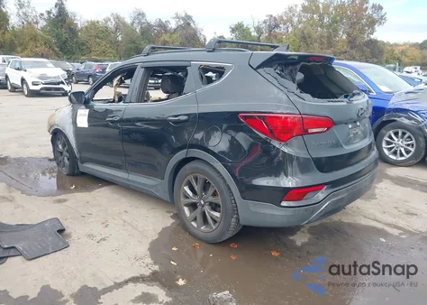 2017 Hyundai Santa Fe Sport 2.0T Ultimate z USA, uszkodzony, nr VIN 5XYZWDLA9HG477890
